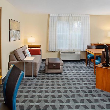 Towneplace Suites Philadelphia Хоршем Экстерьер фото