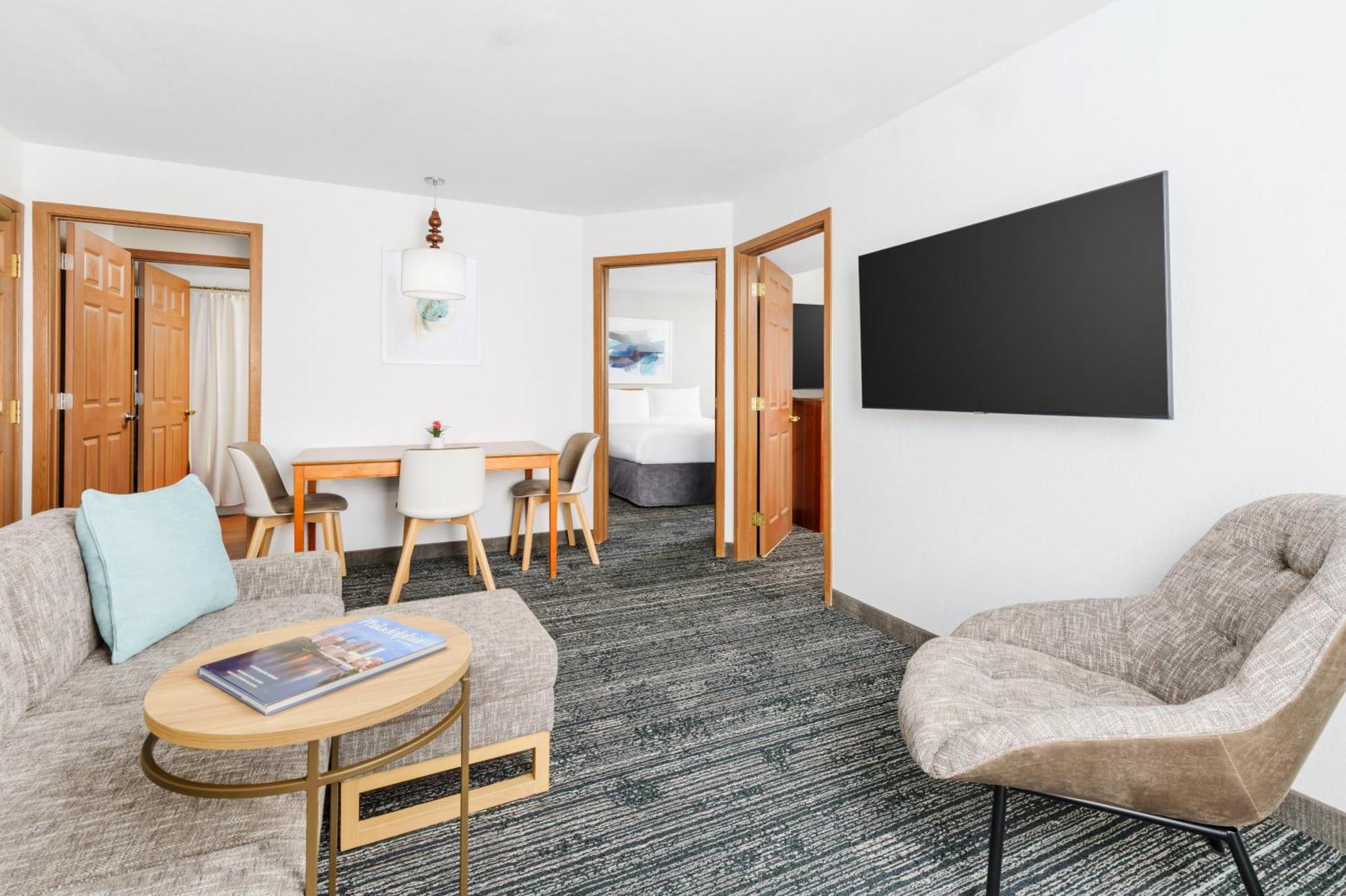 Towneplace Suites Philadelphia Хоршем Экстерьер фото