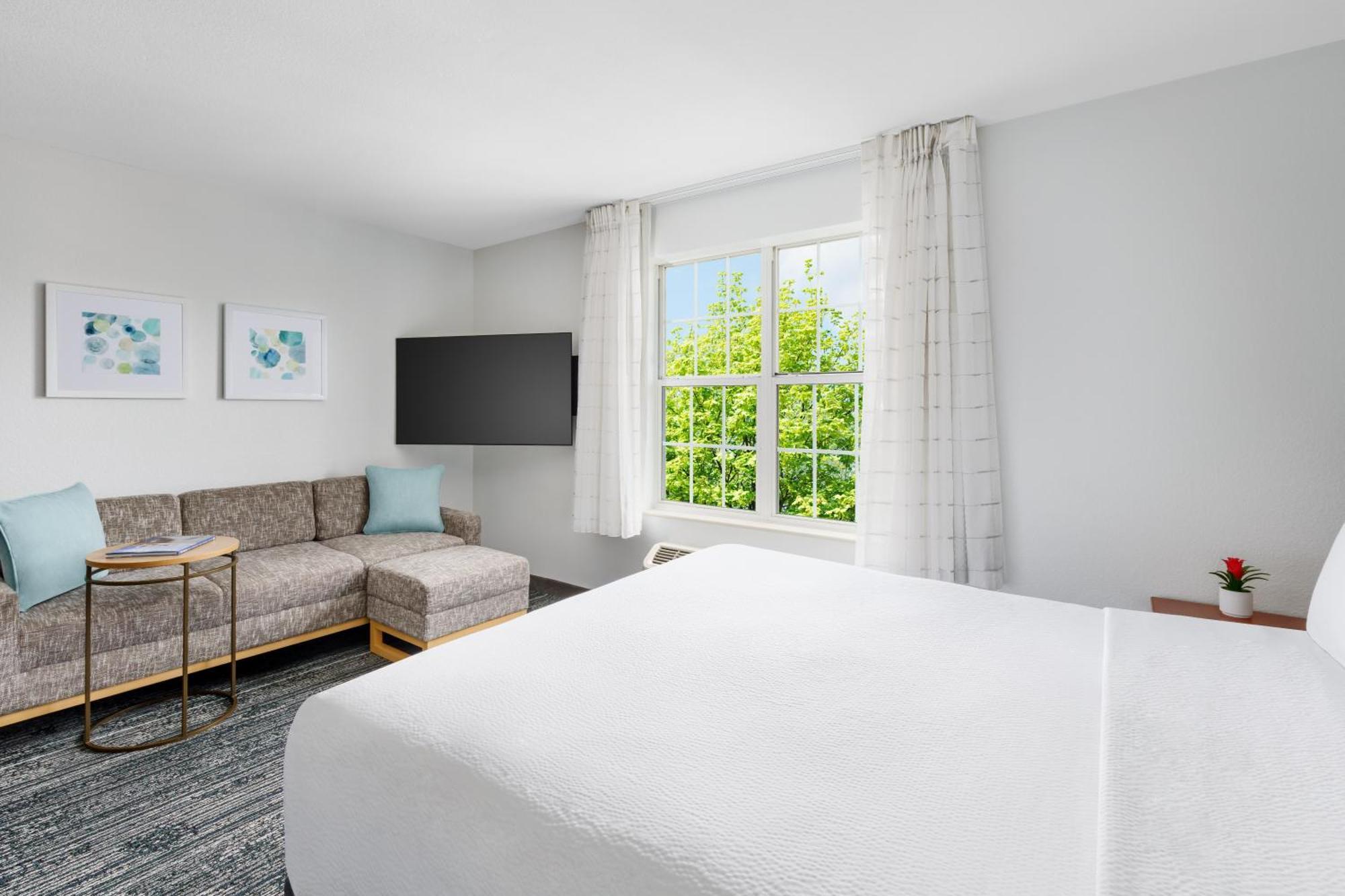 Towneplace Suites Philadelphia Хоршем Экстерьер фото