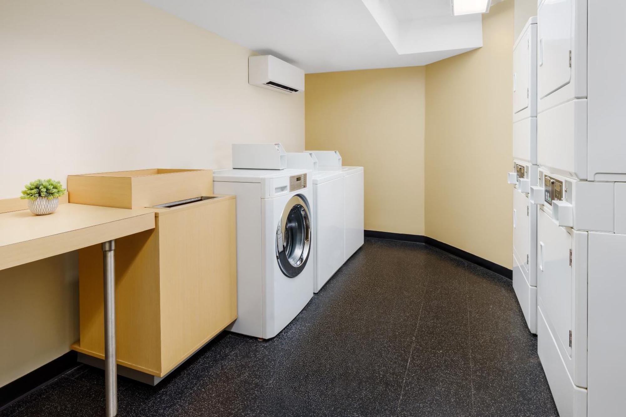 Towneplace Suites Philadelphia Хоршем Экстерьер фото