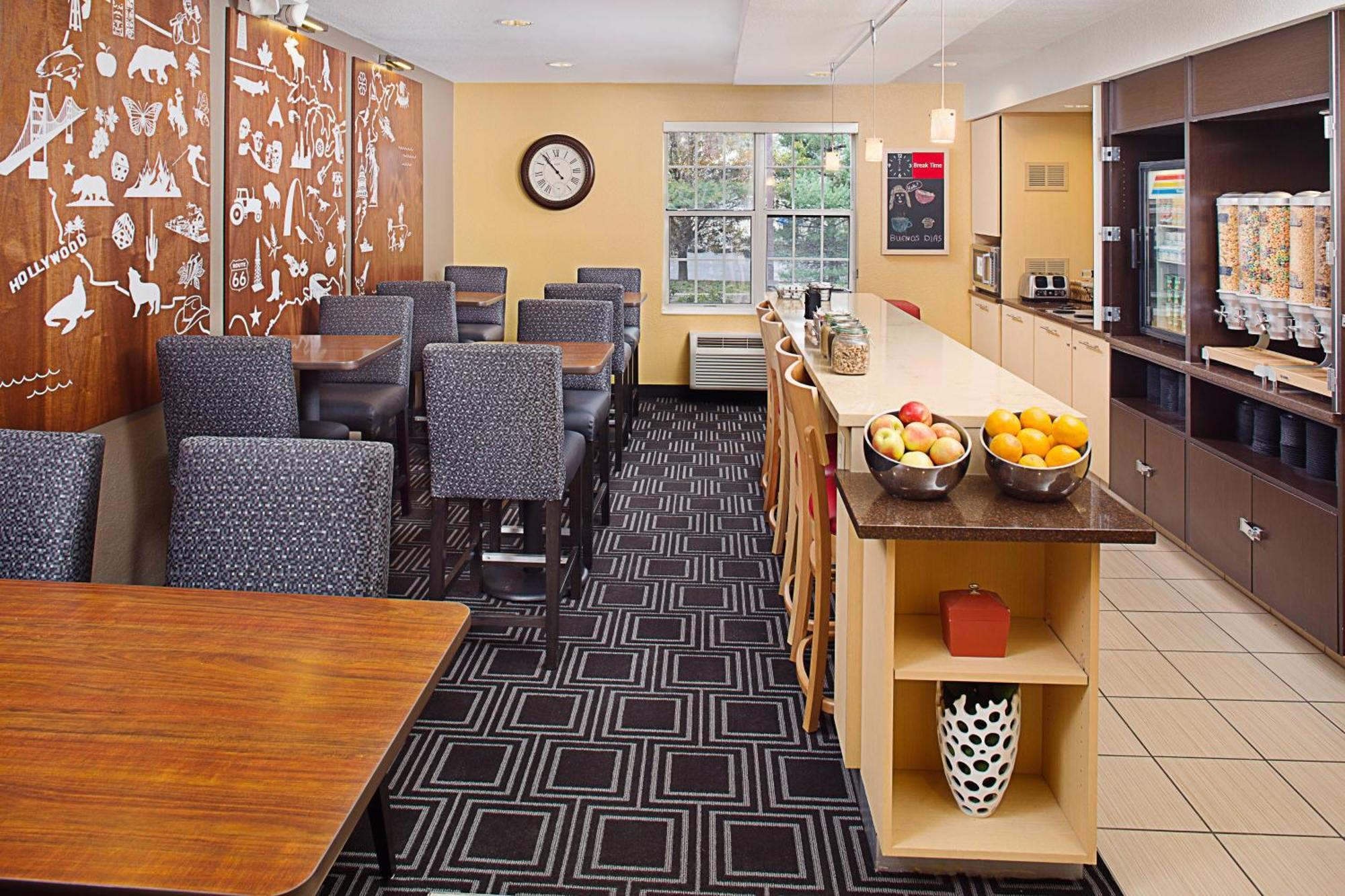 Towneplace Suites Philadelphia Хоршем Экстерьер фото
